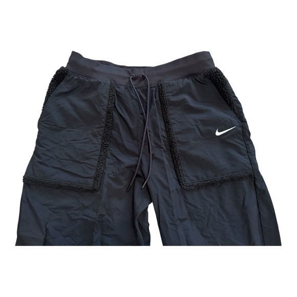 Nike Essentials Women's Black Loose Fit Fleece High Rise Size Large Joggers - Picture 4 of 10